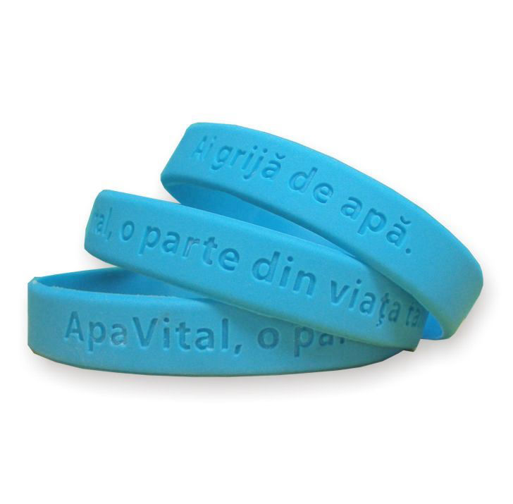 Brățări siliconice personalizate ștanțate